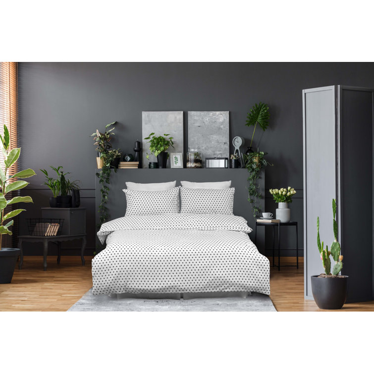 Hokku Designs Black And White Swiss Cross 160 GSM Flannel Sheet Set